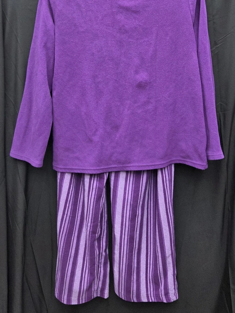 Oscar de la Renta Purple Fleece Pajama Set Striped Pants M